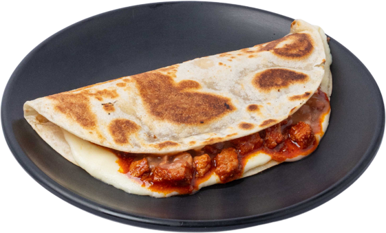 Montados con Frijoles y Asadero